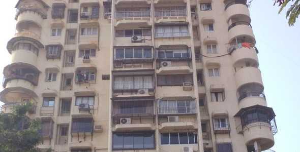 3 BHK Apartment For Rent At Moru Mahal, Dr Ambedkar Road, Pali Hill, Bandra West.