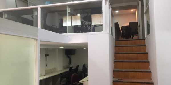 1700 sq.ft Built up with half Mezzanine for Rent in Andheri Industrial Estate, Suitable for Office or Storage