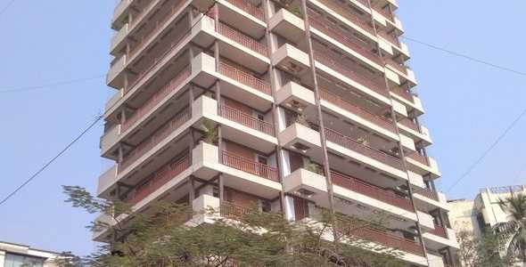 4  Bhk flat for sale at Tiara Tower,Avanti Society,Santacruz West, Mumbai .