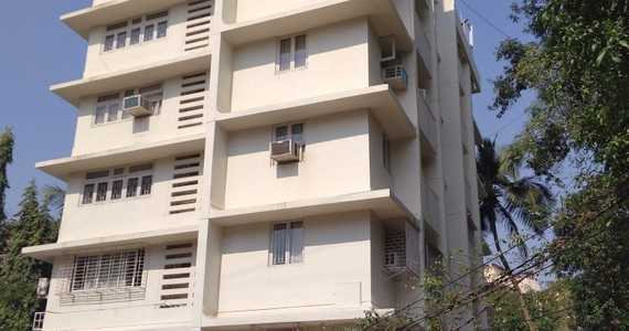4 BHK Apartment For Rent At Pali Hill, Bandra West.