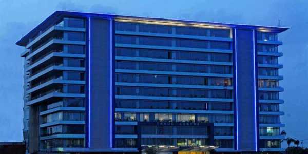 1800 Sq.ft. Commercial Office in Trade Centre at BKC, Bandra East.