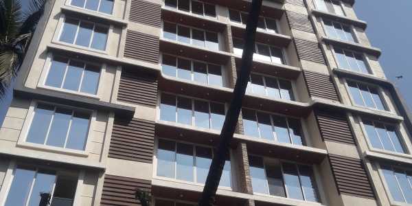 3 BHK Apartment For Rent At Jaswant Heights, 13th Road, Khar West.