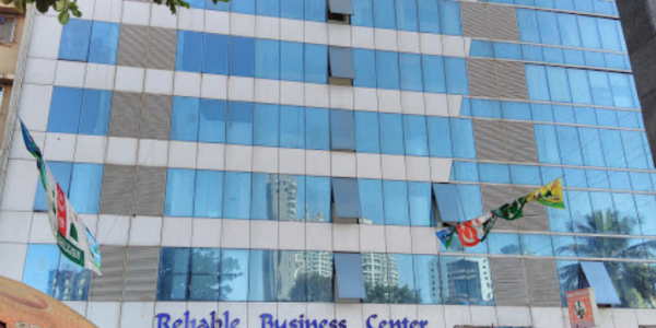 700 Sq.ft. Commercial Space in Reliable Business Center at Anand Nagar, Andheri West.