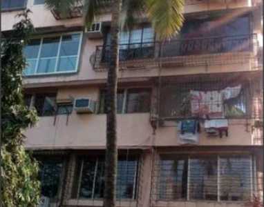800 sq ft 2 bhk flat for rent in Bandra West