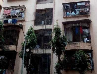 2 BHK Apartment For Sale At 16th Road, Khar West.