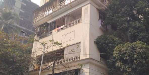 4 BHK Apartment For Rent At Kirti Kunj, 14th Road, Khar West.