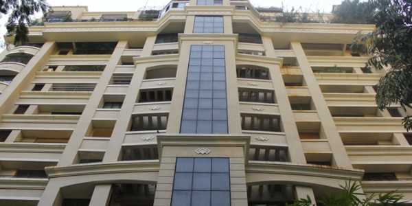 4 BHK Apartment (3500 sft) For Rent At Imperial Heights, 21st Road, Bandra West.
