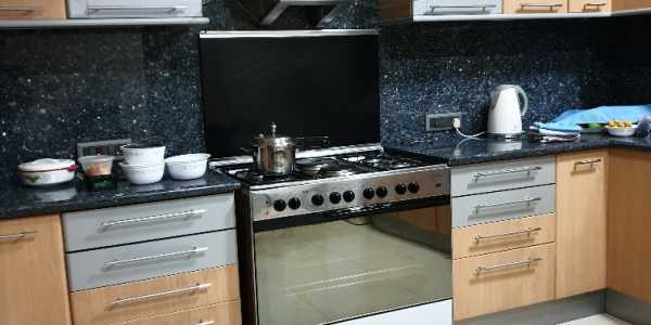 3 bhk for Sale in Juhu Scheme(suitable for 4 bhk) - Exclusive Location - Surrounded by High End Residents and Filmstars