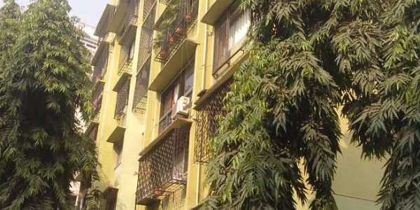 3 BHK Apartment For Rent At Hanuman Nagar, Khar West.