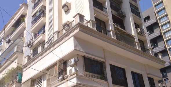 3 BHK Apartment For Rent At 36th Road, Khar West.