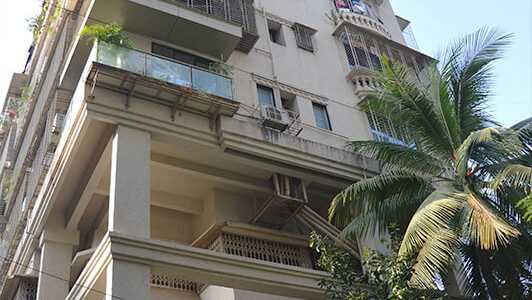 3 BHK Apartment For Rent At Nandan Villa, Gulmohar Road, Juhu.