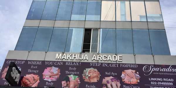600 Sq.ft. Commercial Office For Rent At 35th Road, Khar West.