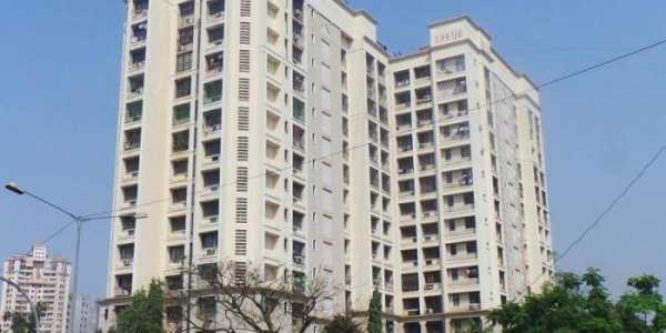 2 BHK Apartment For Rent At Ankur, Linking Road, Goregaon West.
