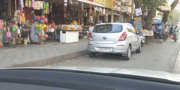 200 sq ft Shop space For Rent Goregaon East Aarey Road, near Station