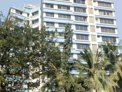 2.5 BHK Sea View Apartment For Sale At Mohan House, Bhulabhai Desai Road, Breach Candy.
