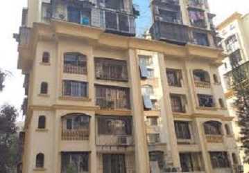 3 BHK Apartment For Rent At N S Road Number 5, Gulmohar Road, Juhu.