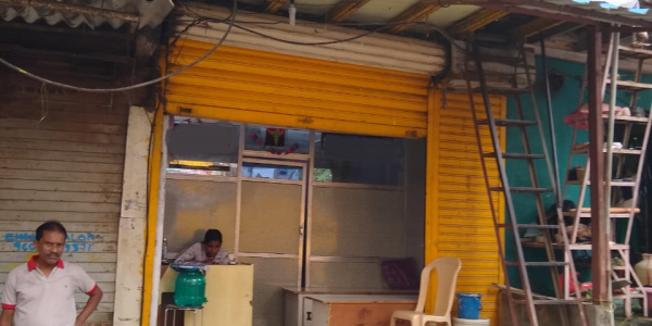 140 sq ft Carpet area Shop Space in Parel, Also Suitable for ATM 