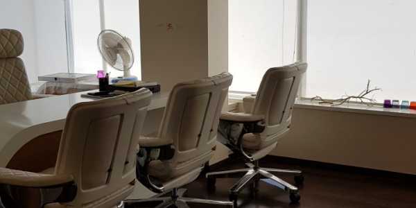 1100 Sq.ft. Commercial Office at S.V. Road, Vile Parle West.