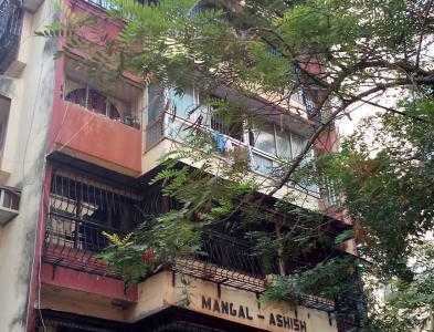 3 BHK Apartment For Sale At 15th Road, Khar West.