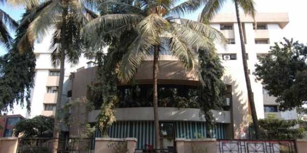 2400 Sq.ft. Commercial Office in Remi Bizcourt at Off Link Road, Andheri West.