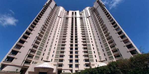 5 BHK Apartment For Sale At Kalpataru Habitat, Dr SS Rao Marg, Parel.