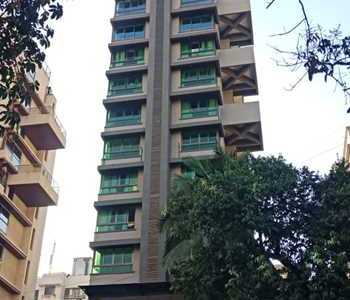 2 BHK Apartment For Sale At Linking Road, Santacruz West.