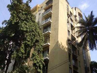 4 BHK Apartment For Rent At Tagore Road, Santacruz West.